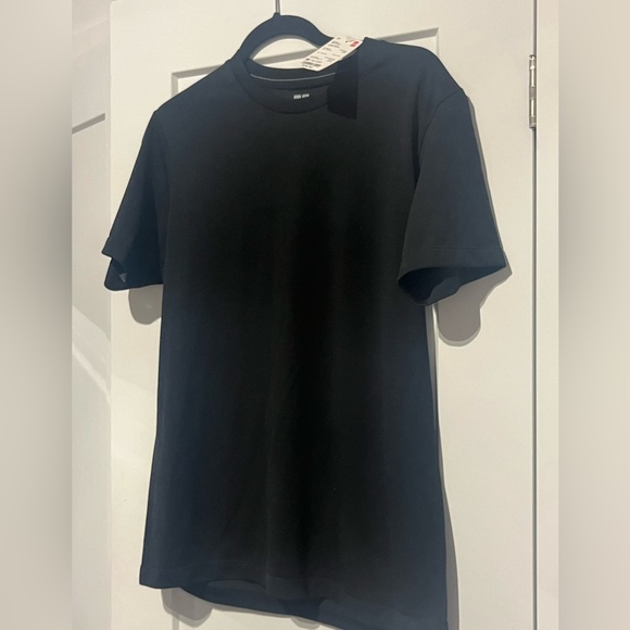 Uniqlo Men Dry-Ex Short Sleeve Black T-Shirt Size Medium NWT - Picture 4 of 6